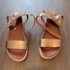 Women’s Mia Sandals size 8